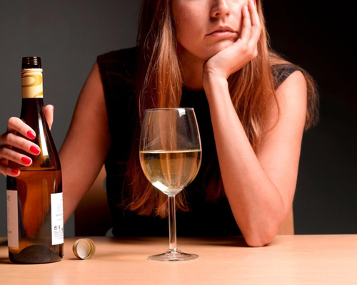 Анонимное лечение женского алкоголизма в Микуне